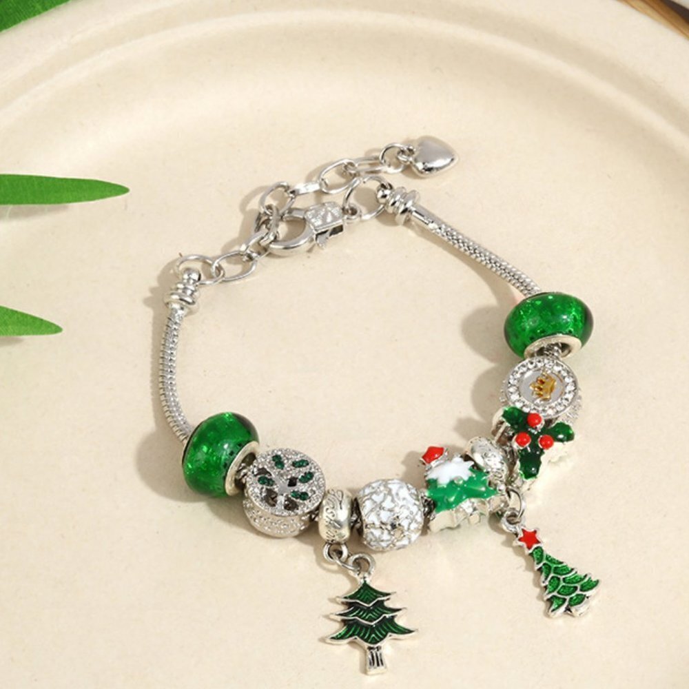 Christman Charm Bracelet - Picture 1 of 1